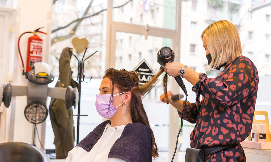 Salon De Beauté Bien Établi Dans Le Quartier Prisé De Pretoria Est À Vendre 1