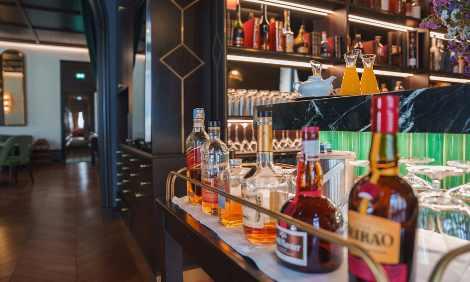 Magasin D'Alcool & Bar Sportif Situé À Nelspruit À Vendre 1